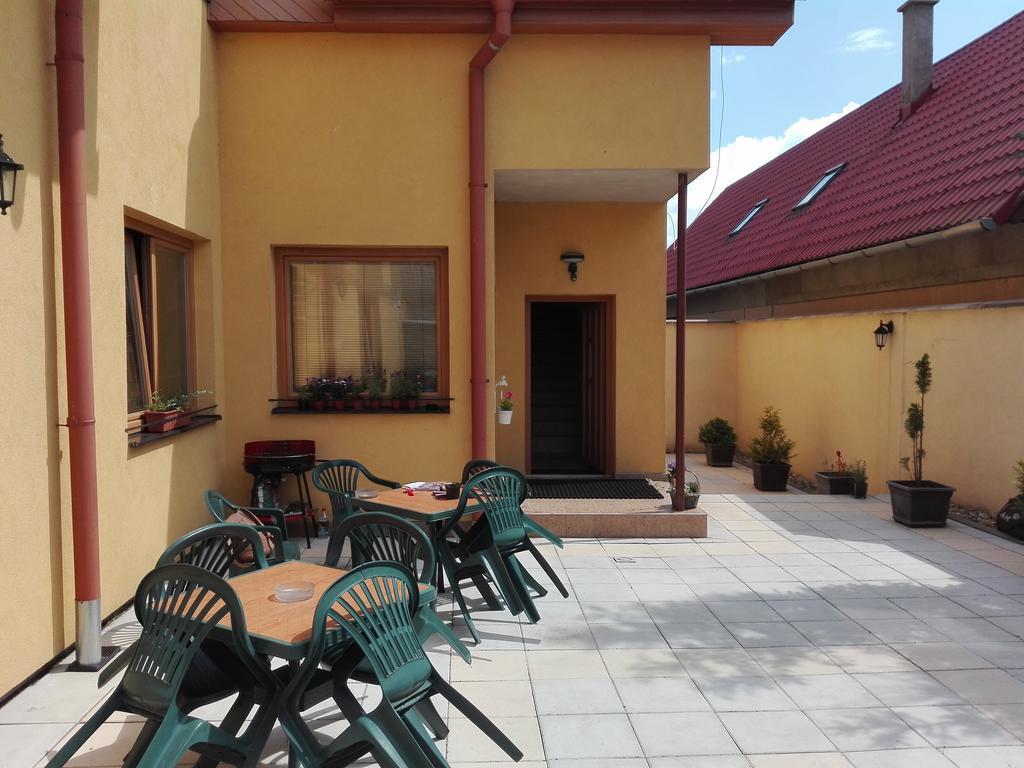 Village House Fonzy Hrabusice Exterior photo
